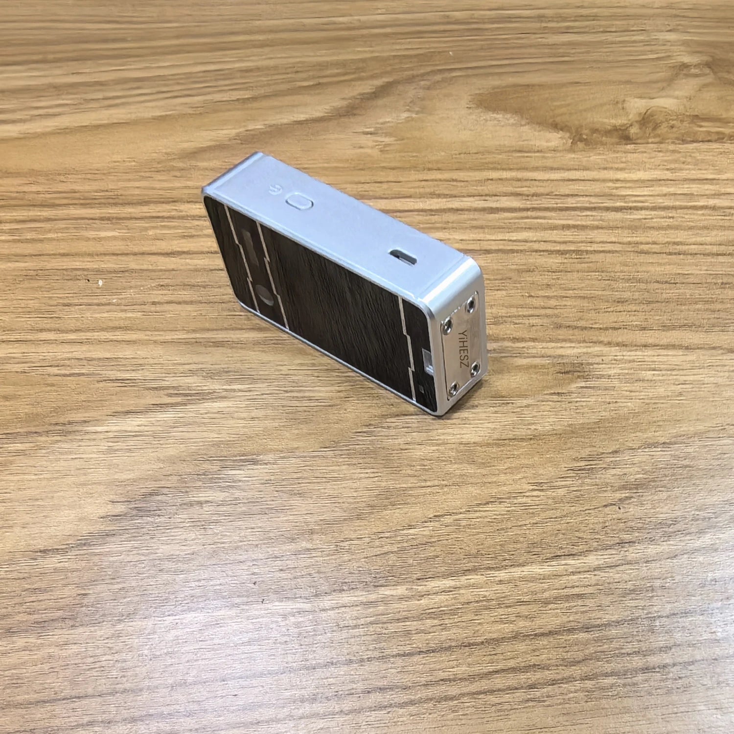 Laser-Tastatur - Virtuelle Bluetooth Projektionstastatur für Smartphone & Tablet